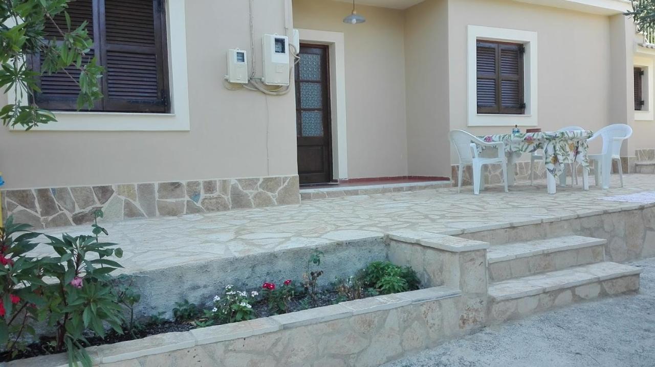 Nefele'S Apartments Ипсос Екстериор снимка